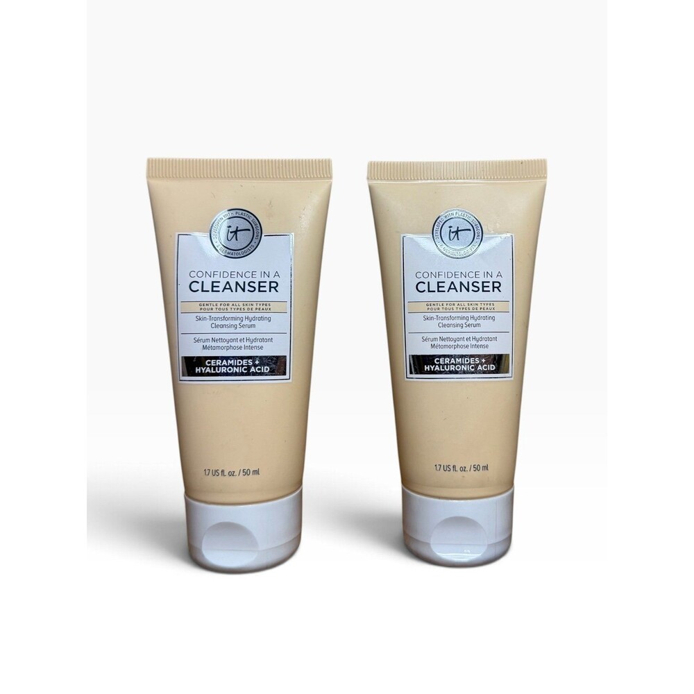 LOT 2 it cosmetics Confidence in a Cleanser Face Wash